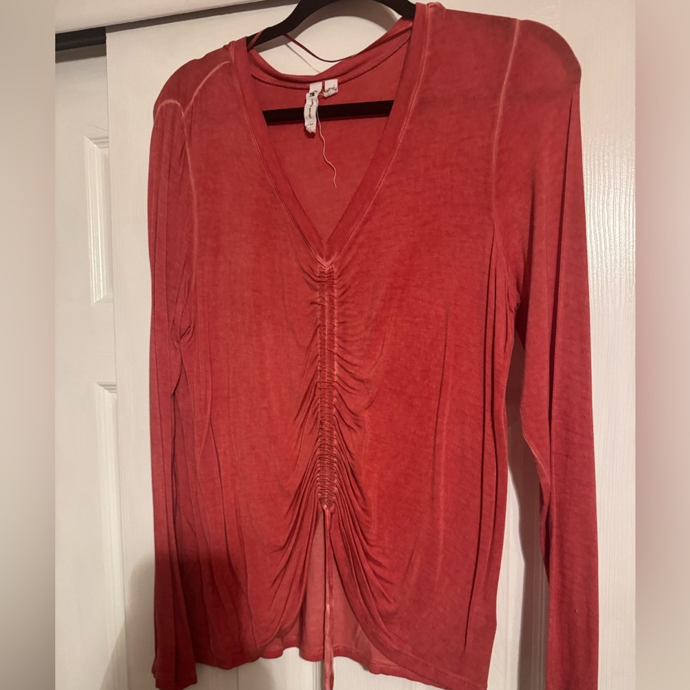 Women's Red V-Neck Ruched Top